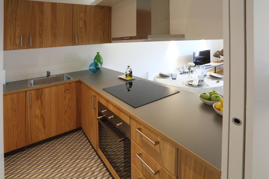 Apartaments Placa Del VI Girona Luaran gambar