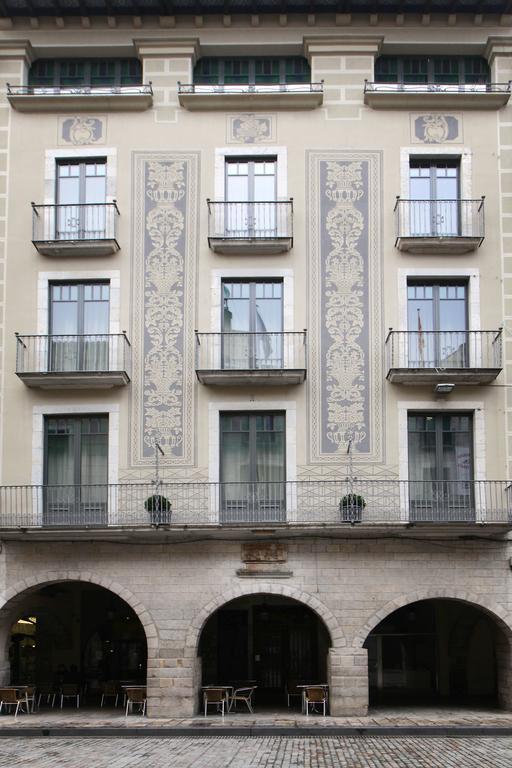 Apartaments Placa Del VI Girona Luaran gambar